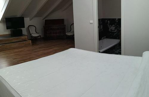 Arborbuena Hotel | Discover Hostal Siglo XIX: Family-Friendly Retreat