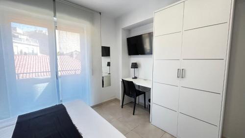 Suria House | Discover Family-Friendly Comfort at Hostal Somnis
