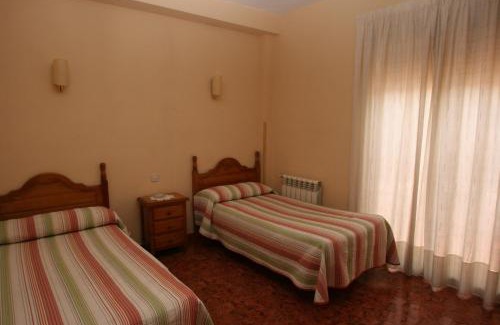 La Nucia House | Budget-Friendly Hostal Sunami with Family Amenities