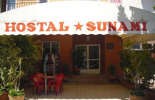 La Nucia House | Budget-Friendly Hostal Sunami with Family Amenities