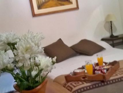 Cafayate Hotel | Comfortable Stay at Hostal Tierra de Vinos with Breakfast