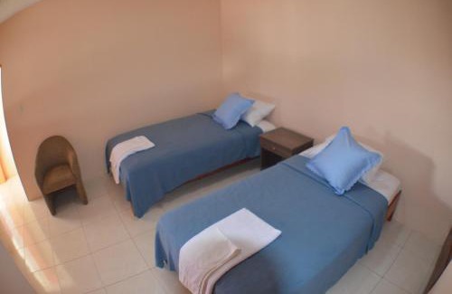 Puerto Baquerizo Moreno House | Budget-Friendly Stay at Hostal Tongo Reef with Breakfast