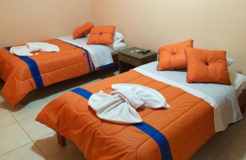Puerto Baquerizo Moreno House | Budget-Friendly Stay at Hostal Tongo Reef with Breakfast