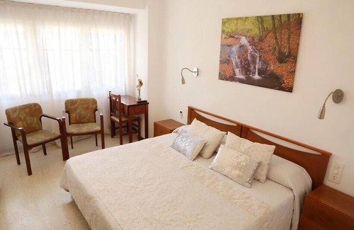 Sant Hilari Sacalm Hotel | Comfortable Hostal Torras with Spa & Family-Friendly Perks