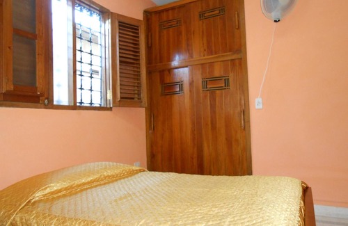 Cienfuegos House | Relax at Hostal Torre Sur: Family-Friendly with Spa & Breakfast