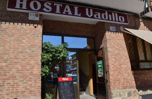 Losar de la Vera House | Budget-Friendly Hostal Vadillo with Family Amenities