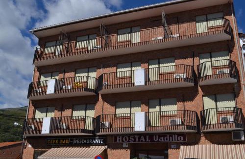 Losar de la Vera House | Budget-Friendly Hostal Vadillo with Family Amenities