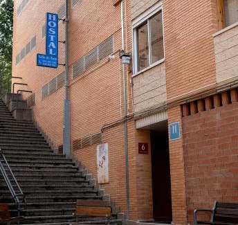 Abena House | Family-Friendly Hostal Valle De Tena with Top Reviews