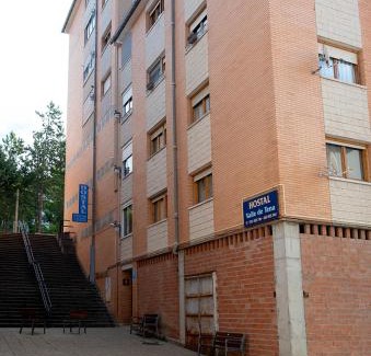 Abena House | Family-Friendly Hostal Valle De Tena with Top Reviews