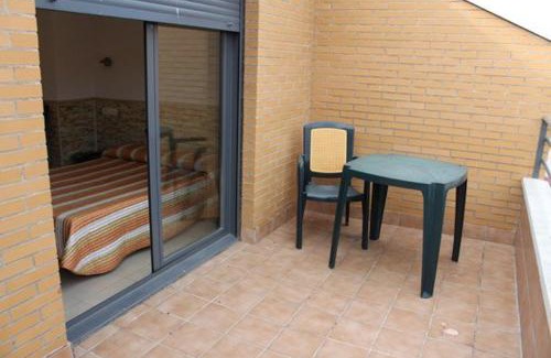 Albelda de Iregua House | Budget-Friendly Stay at Hostal Valle del Iregua