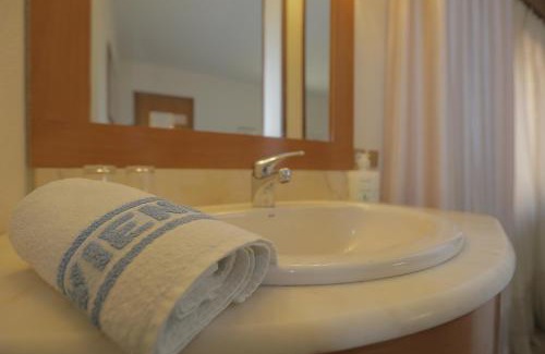 Soria House | Pet-Friendly Retreat at Hostal Viena - Rated 8.3/10