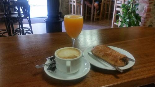 Ponferrada Hotel | Discover Hostal Virgen de la Encina: 8.2/10 Rated Stay