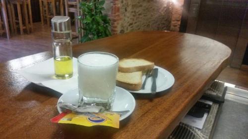 Ponferrada Hotel | Discover Hostal Virgen de la Encina: 8.2/10 Rated Stay