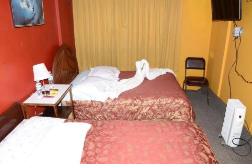 Lake Titicaca - Puno House | Cozy Hostal Virgen de Las Nieves II with Family Amenities