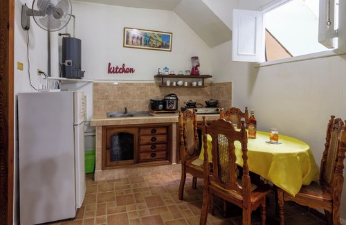 Centro Havana House | Ocean View Retreat at Hostal Virtudes 216 - Rated 8.4/10
