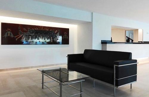 Castro Urdiales House | Budget-Friendly Hostal Vista Alegre: Pet & Child Friendly Stay