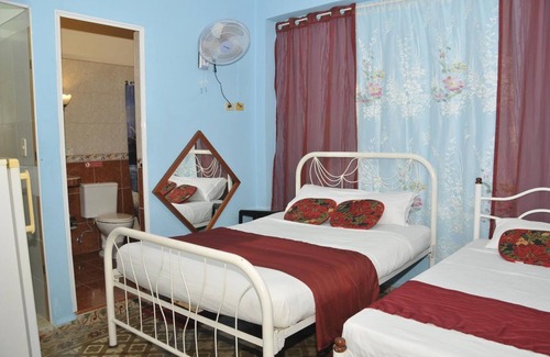 Cienfuegos House | Discover Hostal Yuliet & Ariel: Rated 9/10 with Spa and Dining