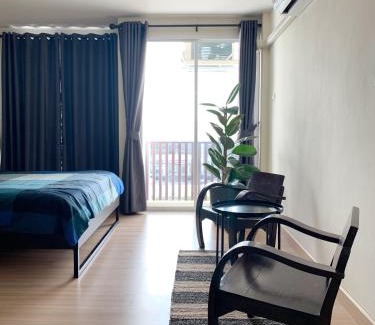 Lat Krabang Apartment | Family-Friendly Stay at Hostbox Bangkok with Great Reviews