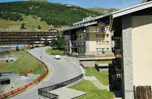Sestriere Apartment | City Hall Suite by Hostdomus - Family-Friendly Escape