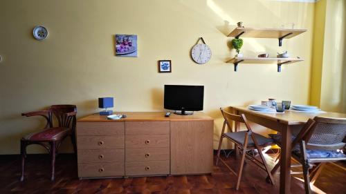 Sestriere Apartment | Family-Friendly Hostdomus - Provence Apartment Awaits You