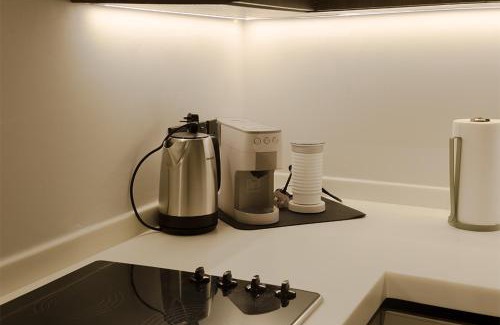 Al Khobar Apartment | HostE - 3 BR APT Full Kitchen 75In TV with Self-Entry