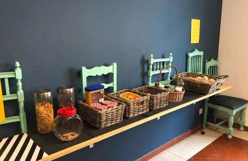 Tomar Hostel | Discover Hostel 2300 Thomar: Guest Rated & Family-Friendly