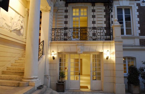 Quartier de la Plaine-de-Monceaux Hostel | Cozy Hostel for 5 Guests with Breakfast Included