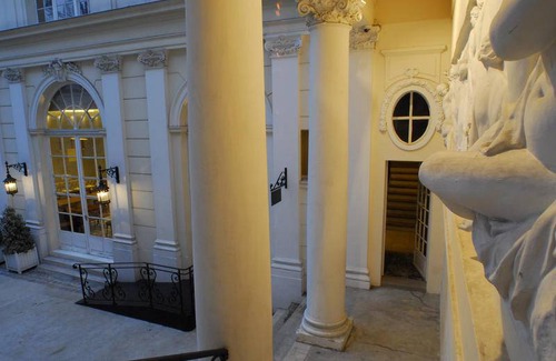 Quartier de la Plaine-de-Monceaux Hostel | Cozy Hostel for 5 Guests with Breakfast Included