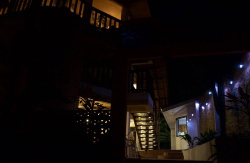 Montezuma Hostel | Budget-Friendly Hostel for Up to 8 Guests with Kitchen