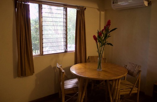 Montezuma Hostel | Budget-Friendly Hostel for Up to 8 Guests with Kitchen