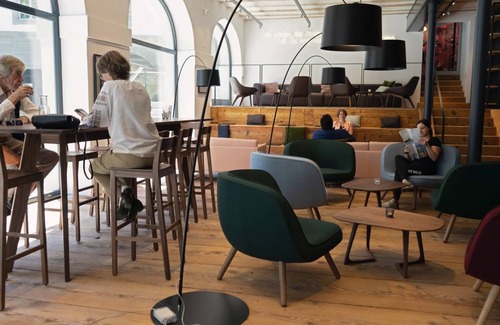 Burgdorf Hostel | Budget-Friendly Hostel for 8 Guests with Breakfast Included