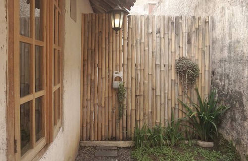 Sukabumi Hostel | Budget-Friendly Hostel for 8 with Breakfast Included