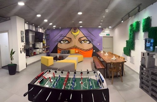Amman Hostel | Budget-Friendly Hostel for 8 with Kitchen – Rated 9/10