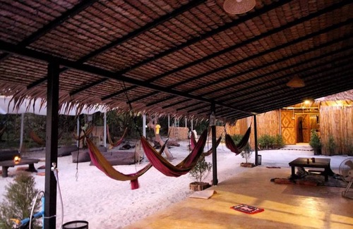Ranong Hostel | Ideal Hostel for 8 Guests with Top Amenities and Perfect Score