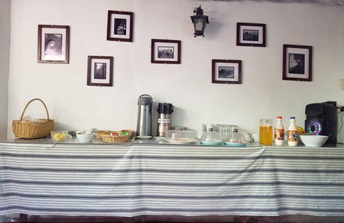 Historical Center Hostel | Budget-Friendly Hostel for 8 with Free Breakfast & Kitchen