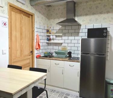 Lugo Hostel | Budget-Friendly Bretema with Kitchen - Highly Rated at 8/10
