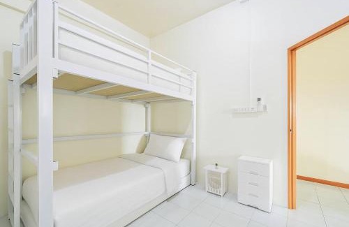 Khlong Toei Apartment | Hostel BunkBeds Pet friendly BTS ThongLor