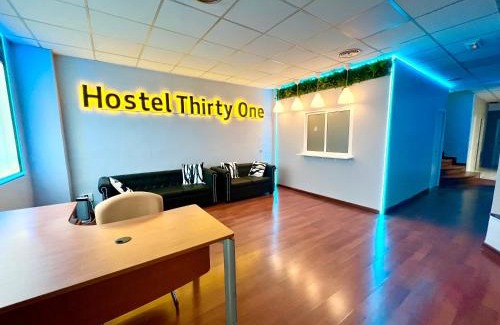Prosperidad Hostel | Budget-Friendly Stay at Hostel Thirty One 31 with Kitchen