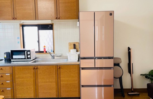 Kanayama House | Top-Rated Hostel UKS Near Kanayama Station with Garden