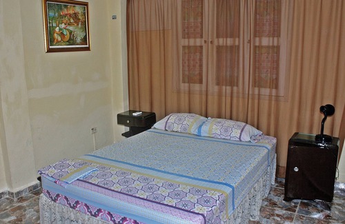 Holguin House | Top-Rated Hostel Valladolid with Spa & Breakfast Included