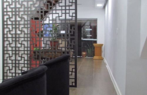 Vila Clementino House | Cozy Hostel with Private Rooms for Family-Friendly Stay