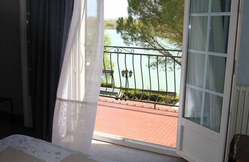 L'Isle-Jourdain Hotel | Relax at Hostellerie du Lac with Pool, Spa & Restaurant