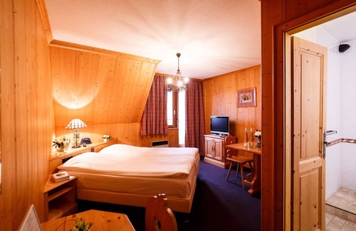 Rosheim Hotel | Discover Comfort at Hostellerie du Rosenmeer - 8.4/10 Rated