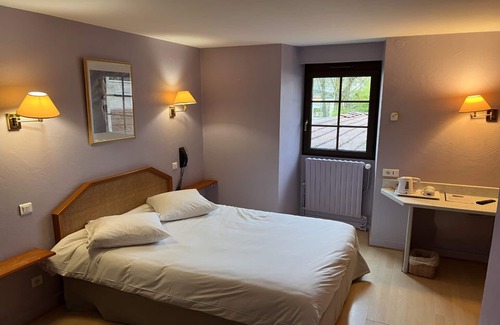 Chamarandes-Choignes Hotel | Discover Hostellerie Au Rendez-vous des Amis: Spa & Dining