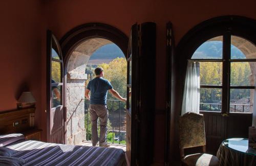 San Millan de la Cogolla Hotel | Elegant Hostería del Monasterio de San Millan with Pool