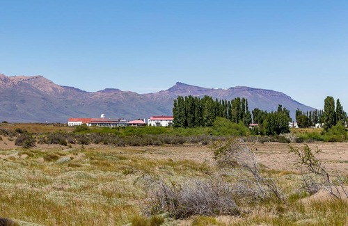 El Calafate Hotel | Discover Hostería El Galpón Del Glaciar: Rated 9/10