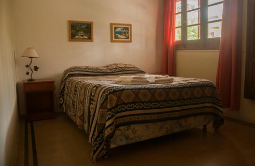 La Serranita Hotel | Discover Hostería La Pergola: Child-Friendly Retreat