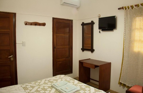 La Serranita Hotel | Discover Hostería La Pergola: Child-Friendly Retreat