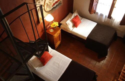 Tafi del Valle Hotel | Discover Hostería Lunahuana: Family-Friendly Retreat with Hot Tub