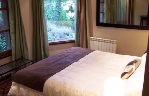 Tandil Hotel | Scenic Hostería & Spa De La Cascada with Ocean View Amenities